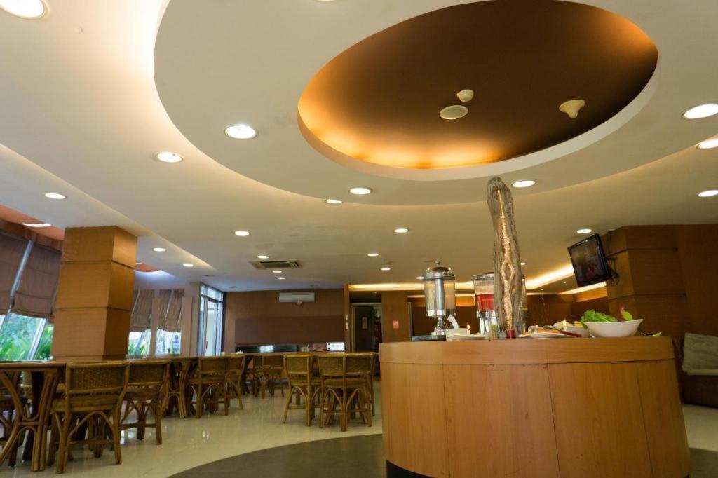 Hotel Asri Plaza Asia Tasikmalaya Esterno foto